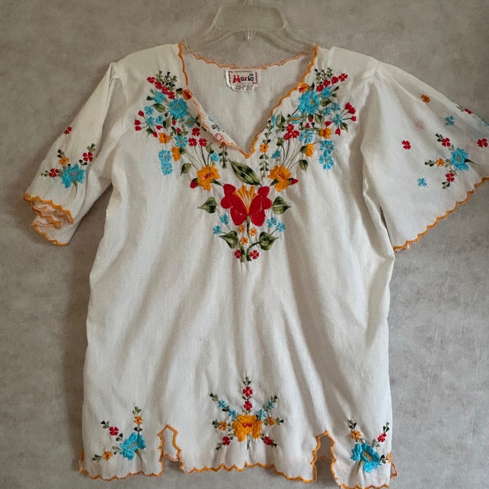 Vintage Mario Mexican Peasant Blouse White Floral Embroidered V-Neck Top Size 38